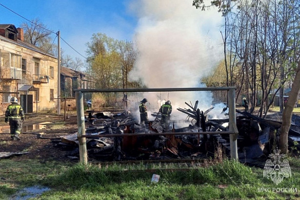 Причиной крупного пожара на Коллективной в Иванове стала детская шалость